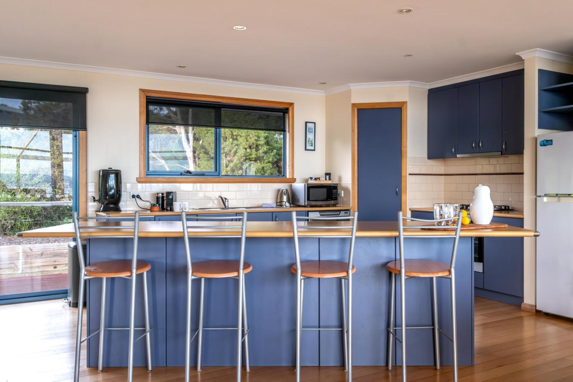 Waterline Holiday Home โคลส์เบย์ ภายนอก รูปภาพ